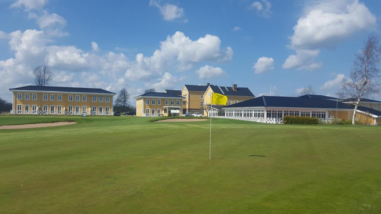 Melleruds Golfklubb Bed & Breakfast Dış mekan fotoğraf